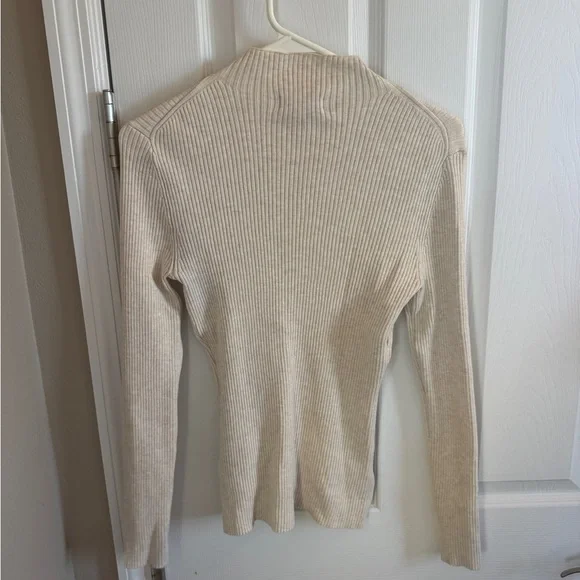 H&M Beige Ribbed Knit Top - Picture 2 of 3